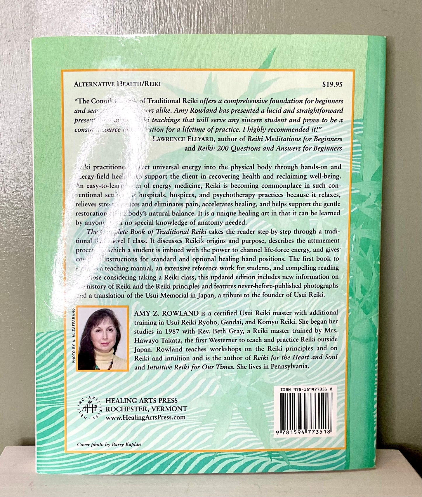 The Complete Book of Traditional Reiki
