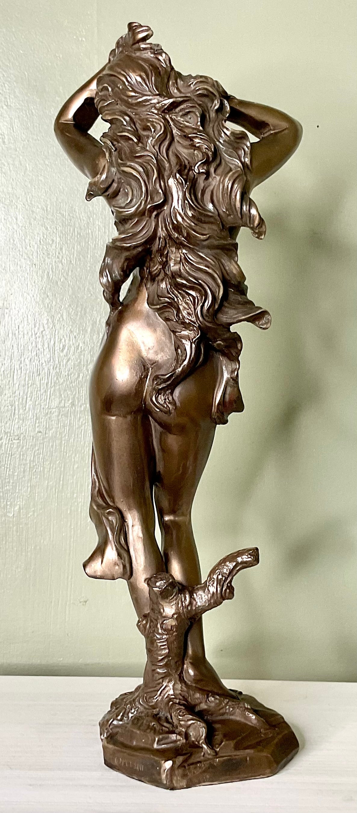 Aphrodite Statue