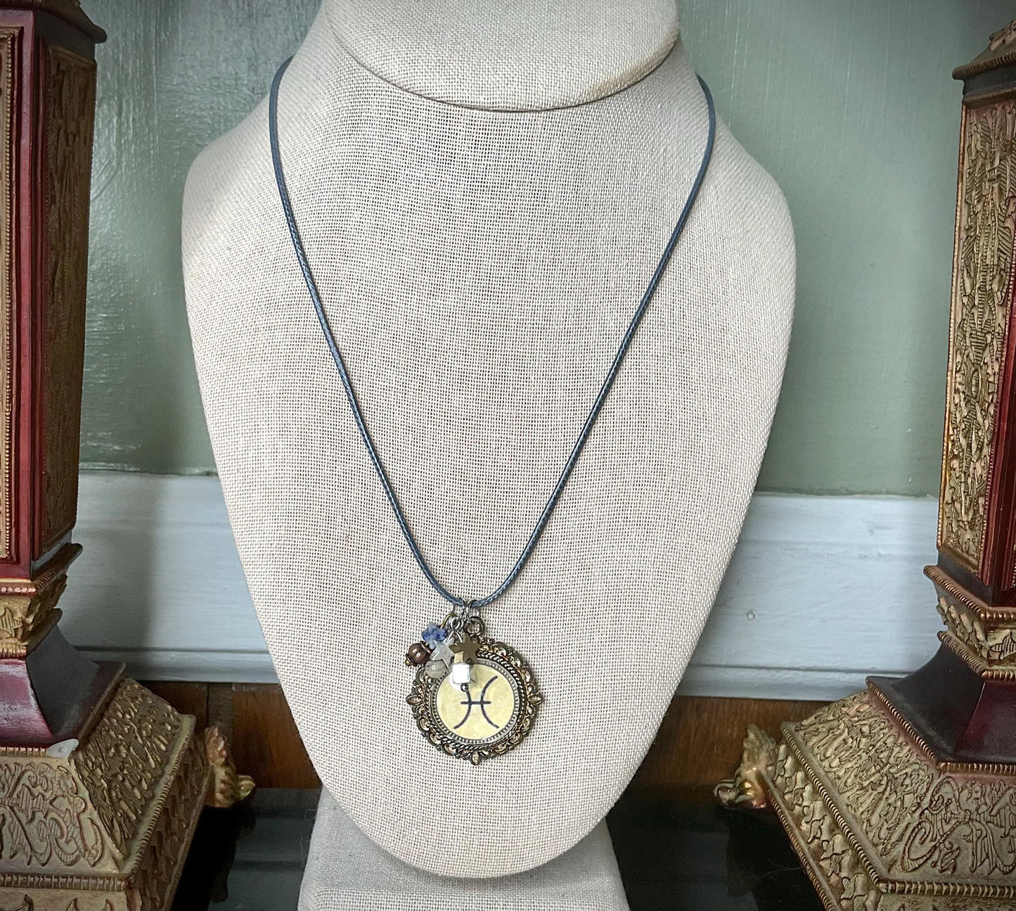 Pisces Glyph Amulet
