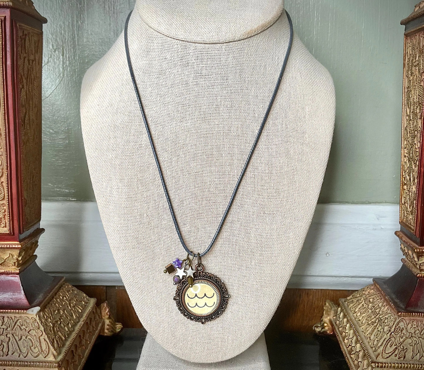 Aquarius Glyph Amulet